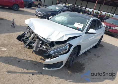 2024 Volkswagen Jetta 1.5T Se z USA, uszkodzony, nr VIN 3VW7M7BU2RM011942